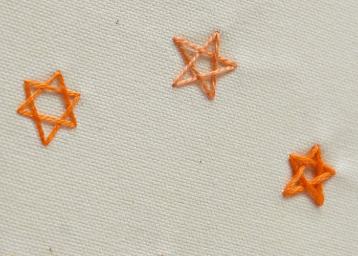 रेखांकित सितारे - नारंगी सोता के साथ बुना सितारा सिलाई